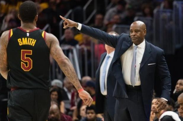 范佩西一直 范佩西一直